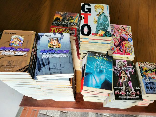 糟屋郡須恵町にて、文庫版コミック・PS4ゲームソフトなどを出張買取しました。