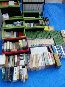 久留米市にてドイツ語などの洋書や辞典などの本を買取させて頂きました。