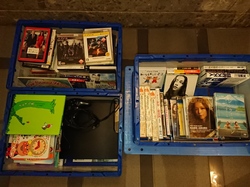博多区にてビジネス書、絵本、DVD、ゲームソフトなどを出張買取させて頂きました。