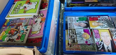 福岡市東区にて、成人コミックやDVD、揃っている漫画本を出張買取しました。