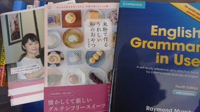 福岡市東区にて、自己啓発本・英語参考書・レシピ本などを出張買取しました。